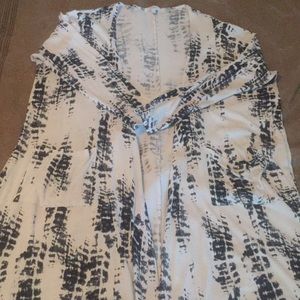 LuLaRoe Unicorn Black and white Sarah!